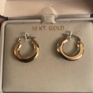 Never Worn 10 kt. yellow gold hoops